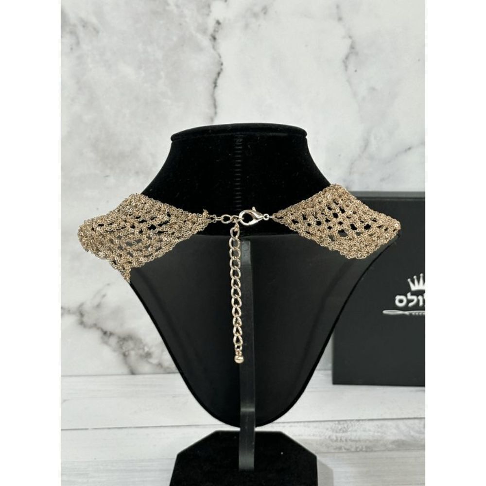 Crocheted chainmail bib necklace, Cleopatra Gold Mesh Collar Necklace - Picture 5 of 12